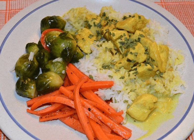 Simple Chicken Curry with Sauteed Veggies